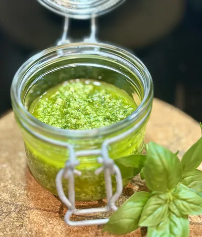 Pesto bazyliowe