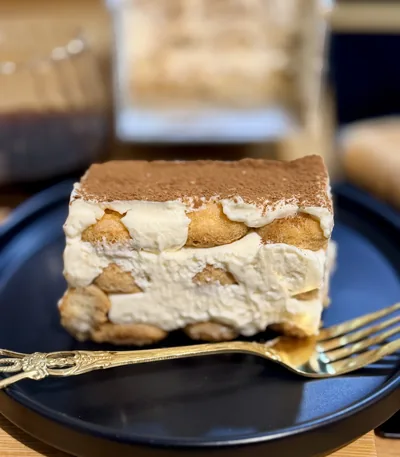 Tiramisu klasyczne z amaretto ☕🍫